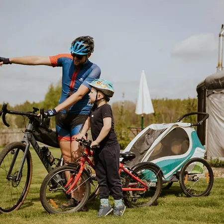 Izera Camper - Rv-camper Site&service - Stellplatz Campsite