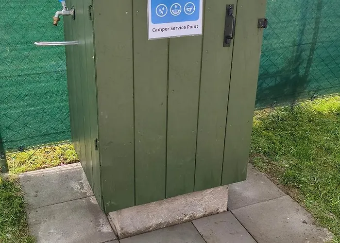 Izera Camper - Rv-camper Site&service - Plac Kamperowy, Stellplatz *