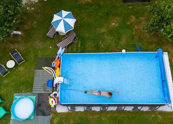 Campsite Izera Camper - Rv-camper Site&service - Plac Kamperowy, Stellplatz Gajowka (Lower Silesia)